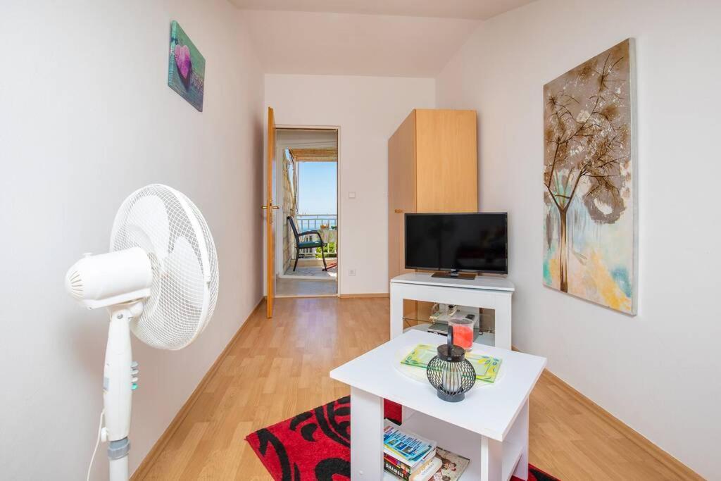 Klaic - Magic Sea View Apartment